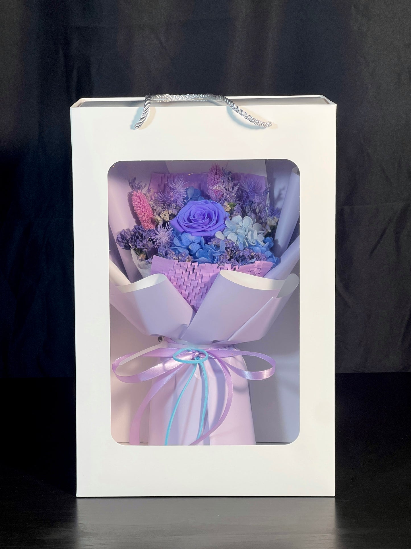 Small Flower Bouquet - Indigo