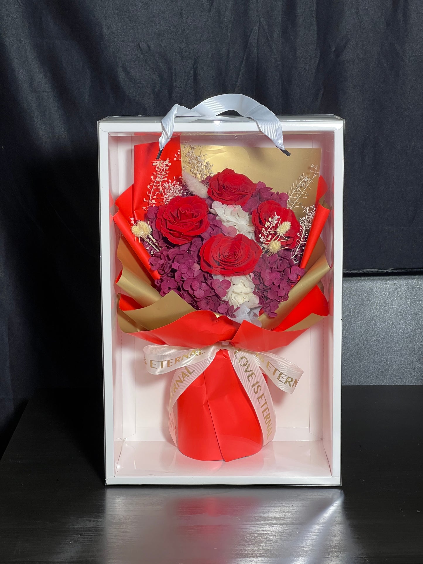 Medium Flower Bouquet - Classic Red