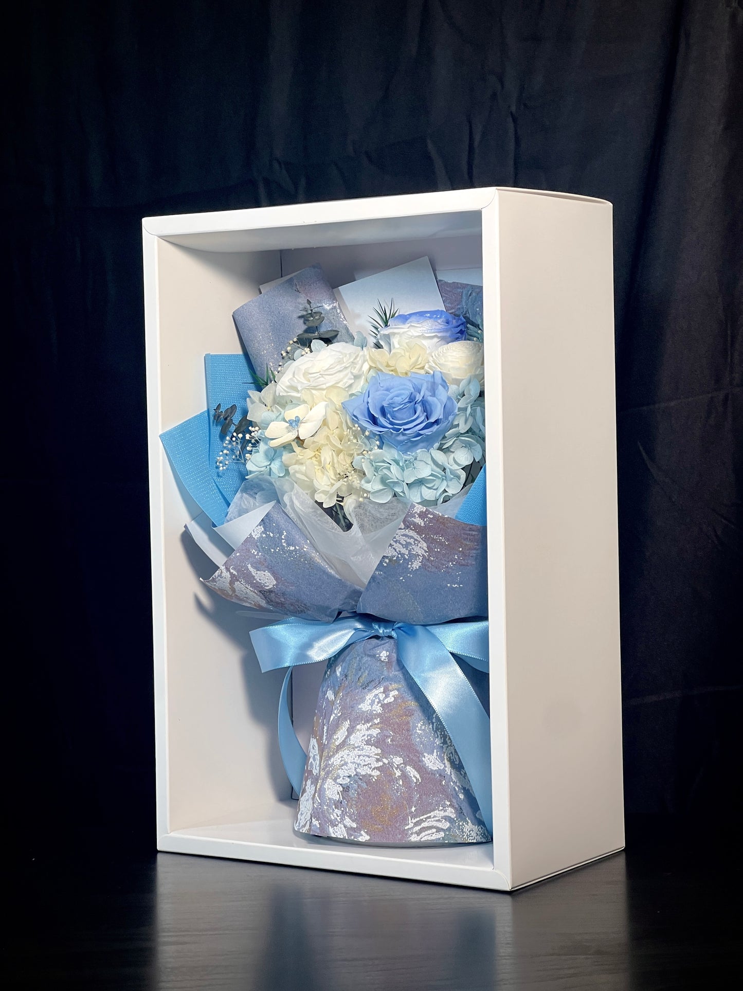 Medium Flower Bouquet - Blue Frosting [BESTSELLER]