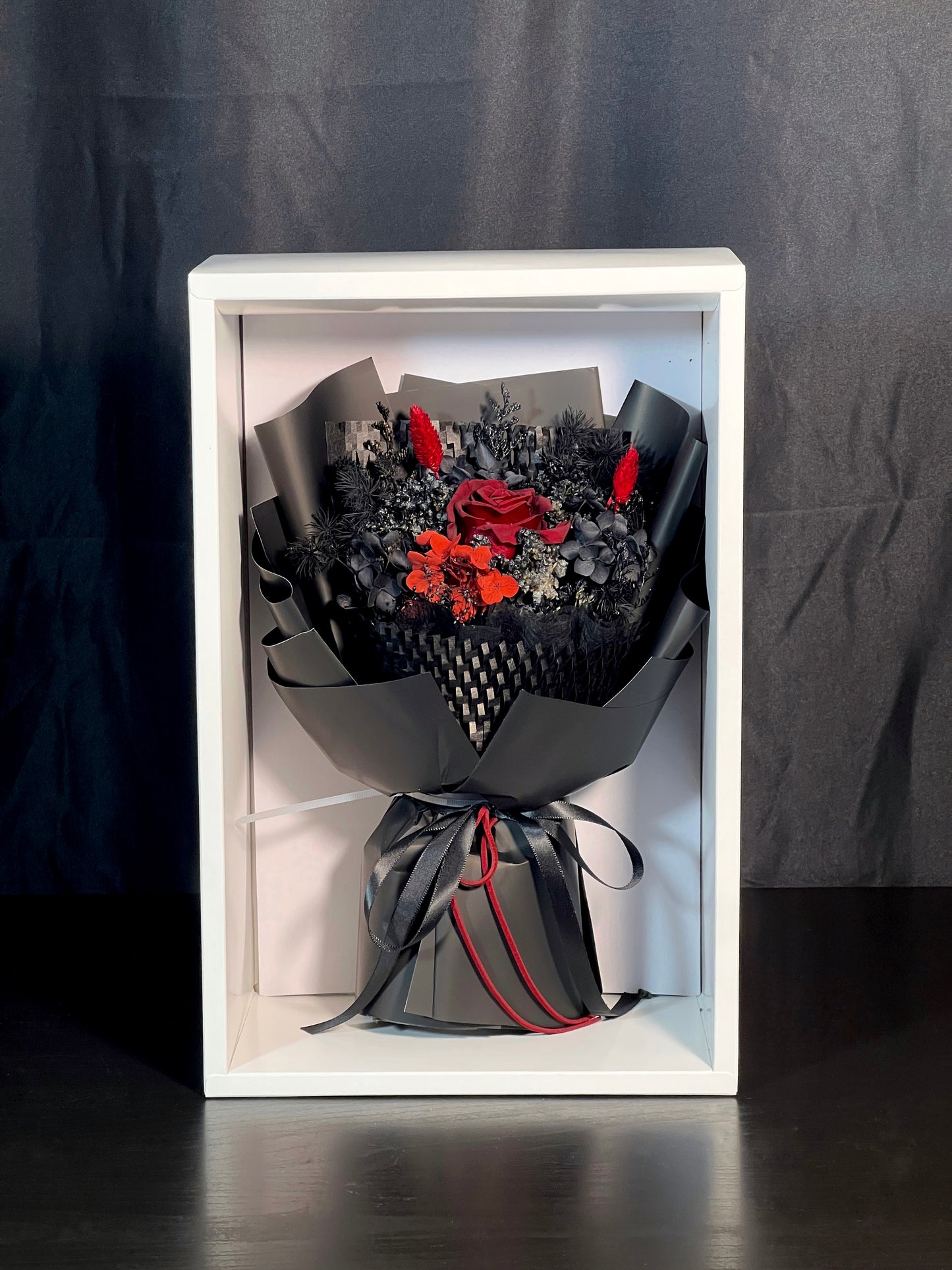 Small Flower Bouquet - Crimson