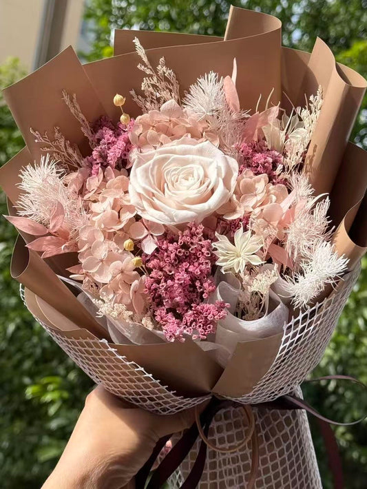 Small Flower Bouquet - Mocha
