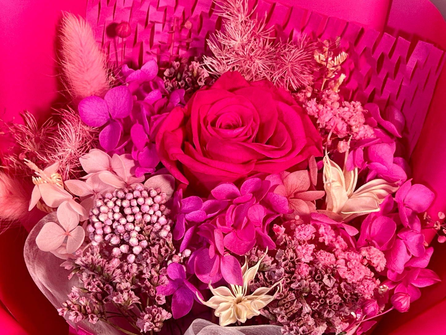 Small Flower Bouquet - Raspberry