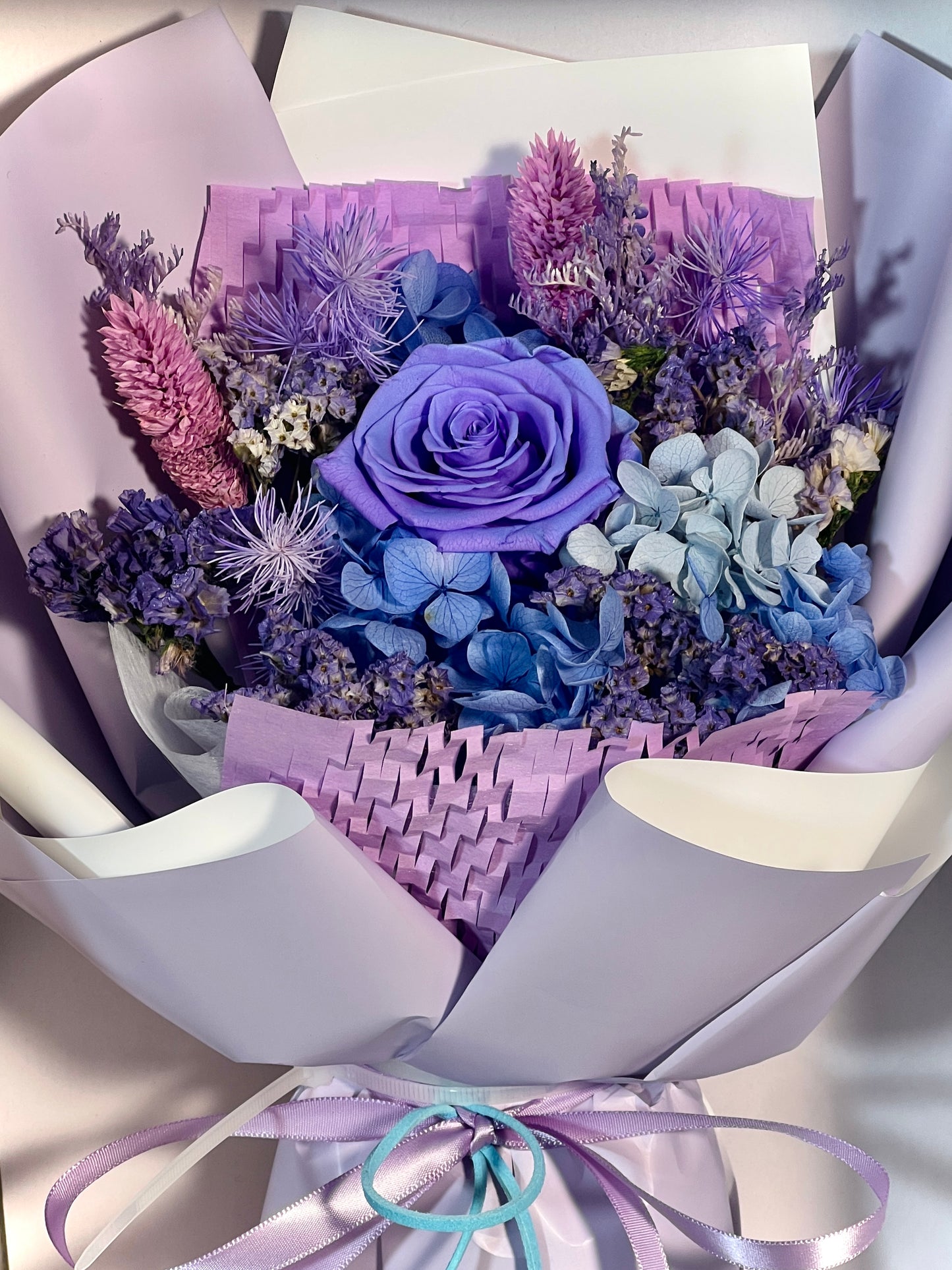 Small Flower Bouquet - Indigo