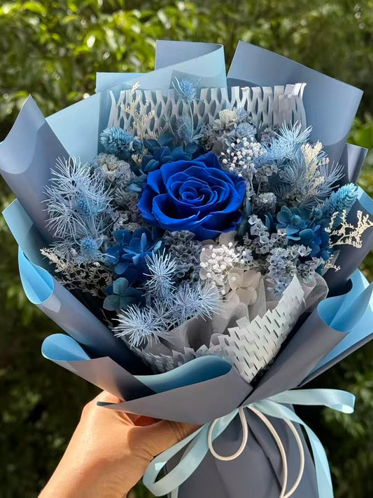 Small Flower Bouquet - Sapphire