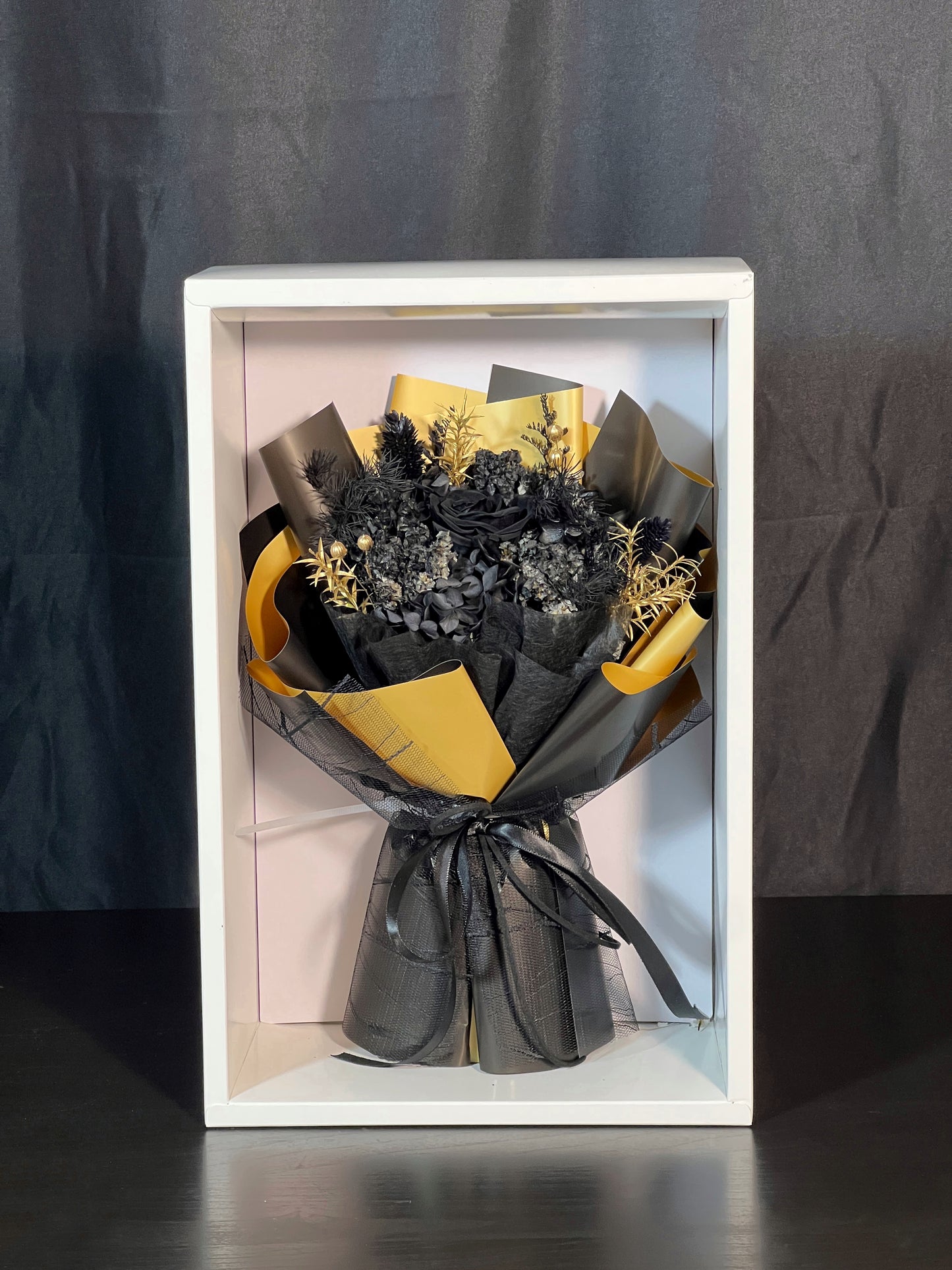 Small Flower Bouquet - Victor