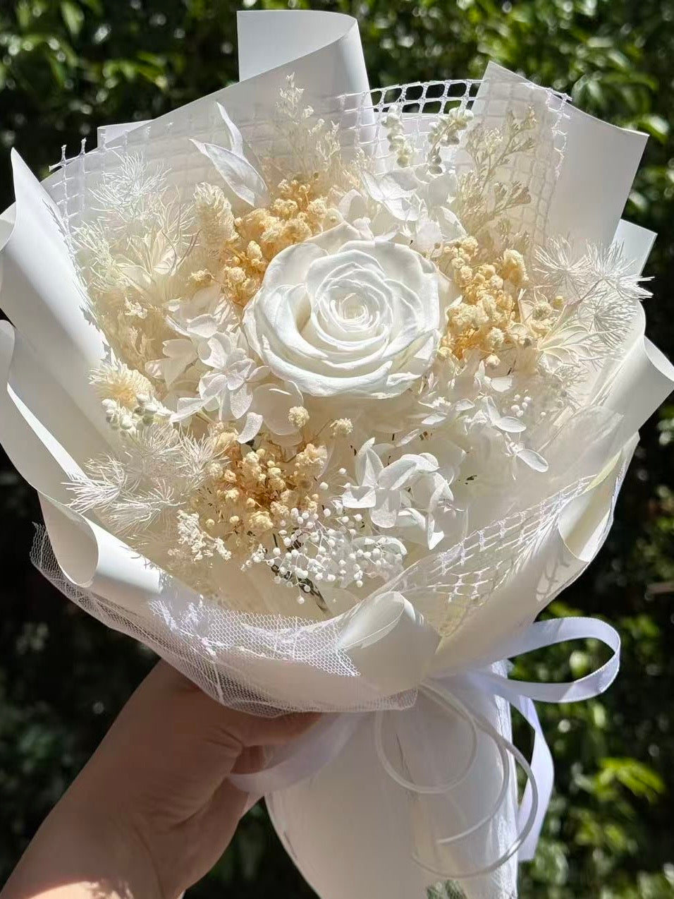 Small Flower Bouquet - Bianca