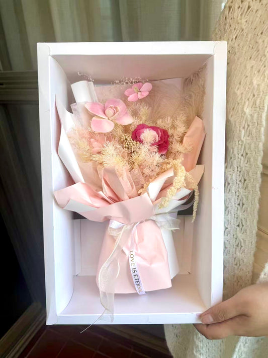 Medium Flower Bouquet - 
Sunset Cream