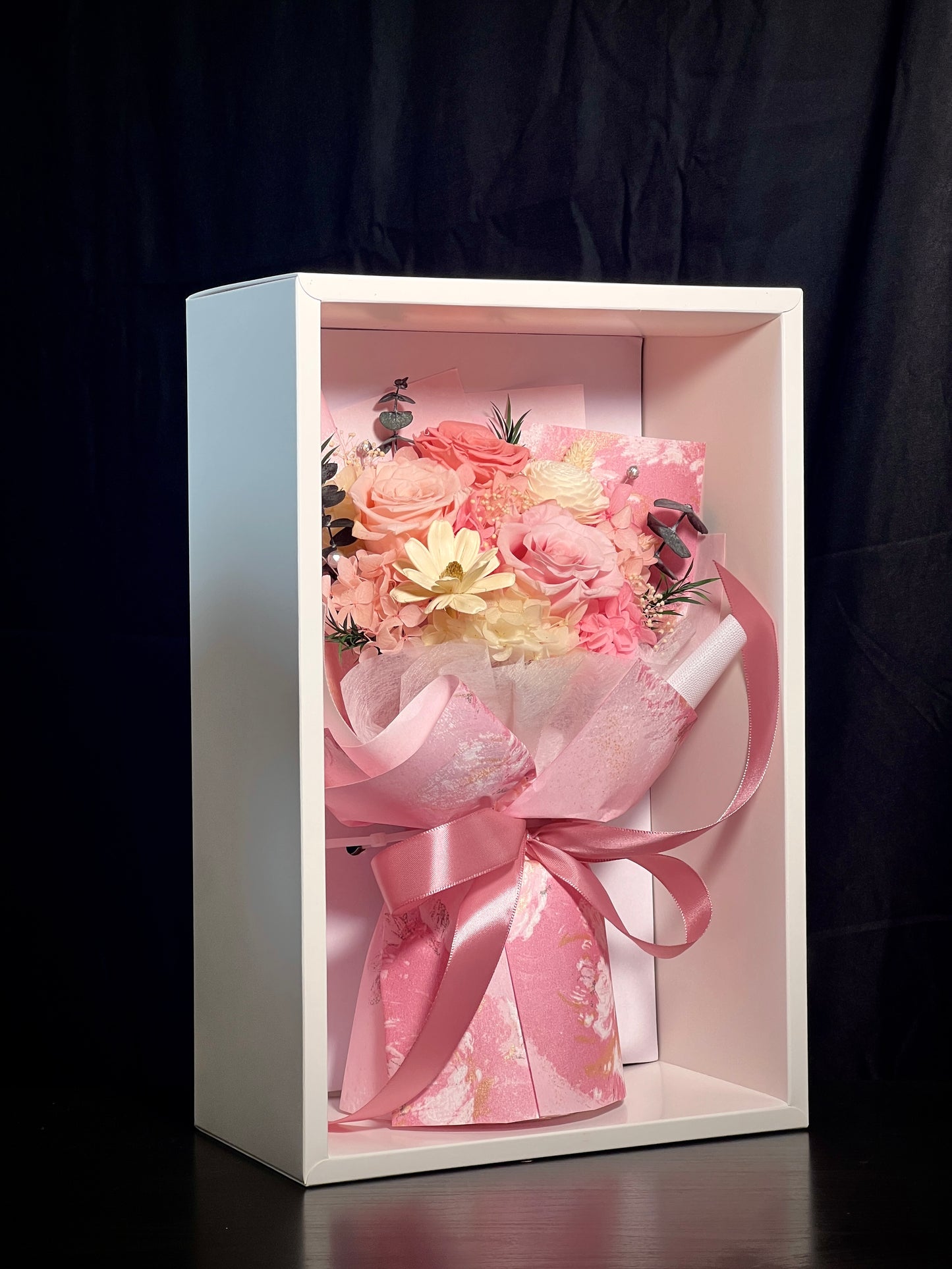 Medium Flower Bouquet - Pink Fondant
