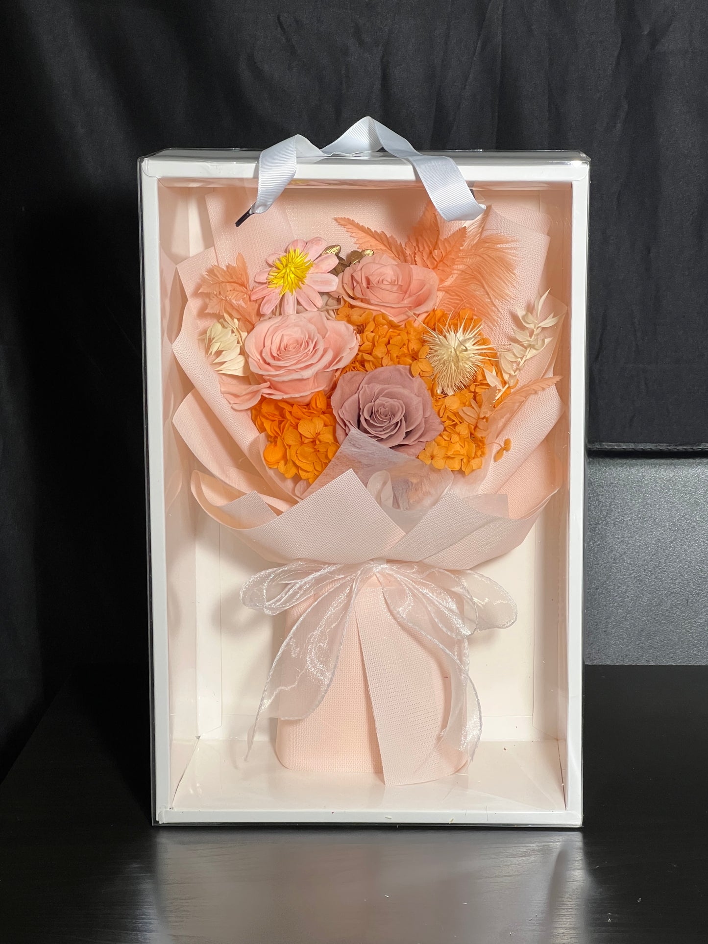 Medium Flower Bouquet - Apricot Smoothie