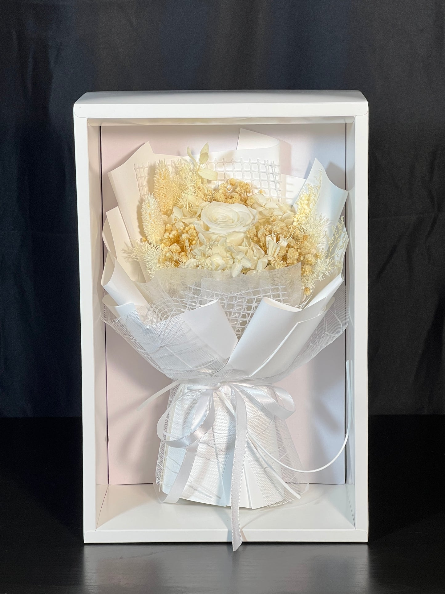 Small Flower Bouquet - Bianca