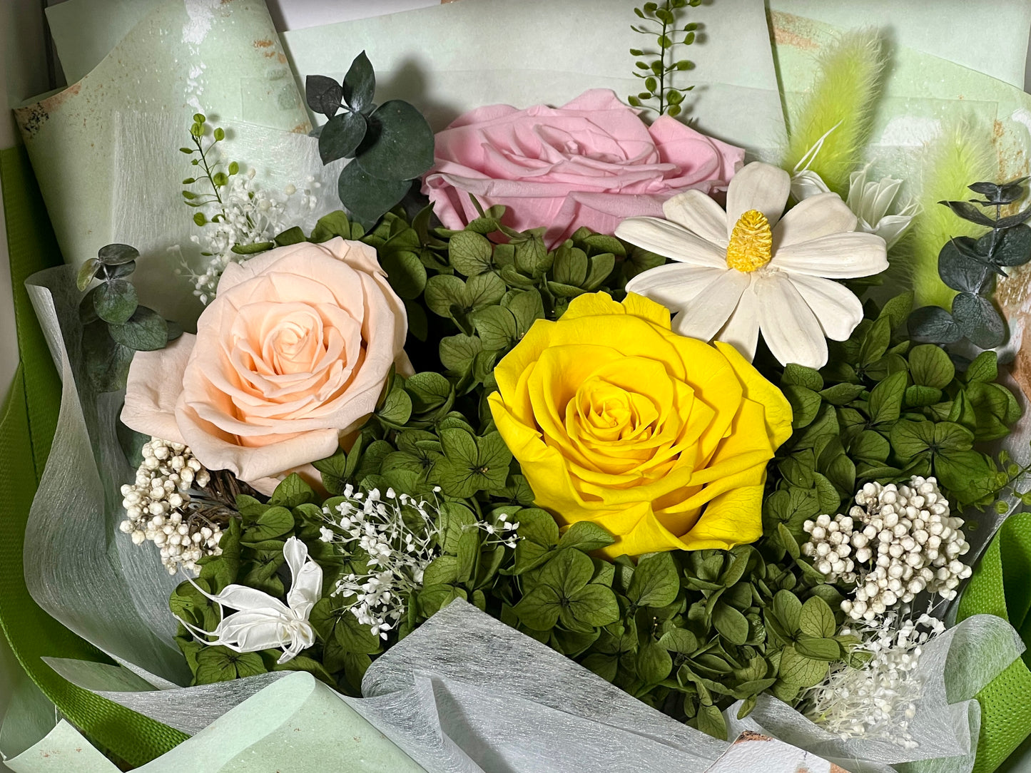 [NEW ARRIVALS] Medium Flower Bouquet - Verdant Fields