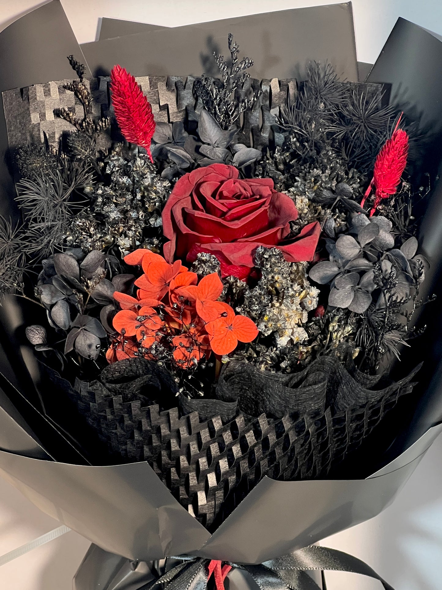 Small Flower Bouquet - Crimson