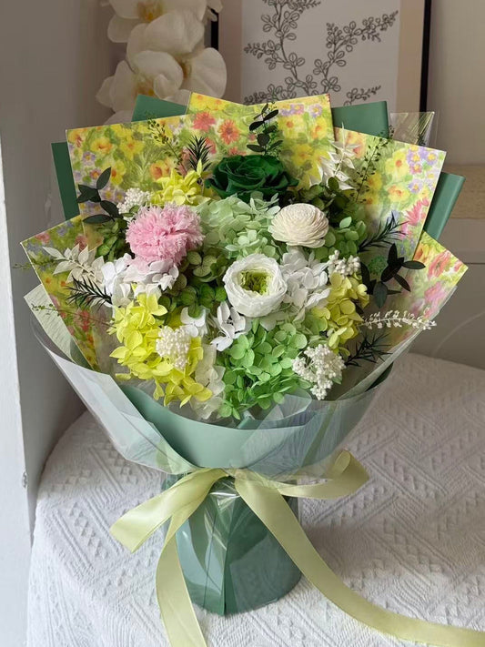 Medium Flower Bouquet - Tinkerbell & The Garden Fairies