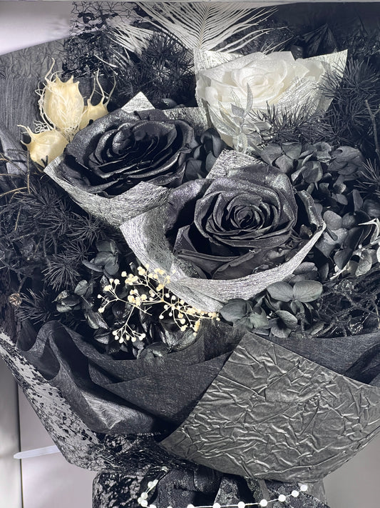 Medium Flower Bouquet - Mesmerising Abyss