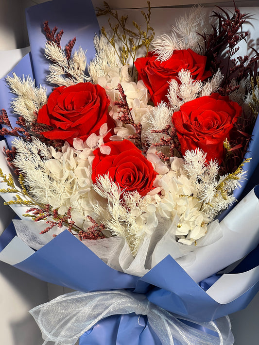 Medium Flower Bouquet - Snow White